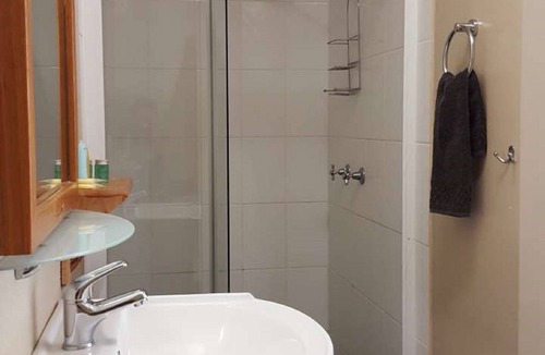 Katherine Hotel | Beagle Hotel