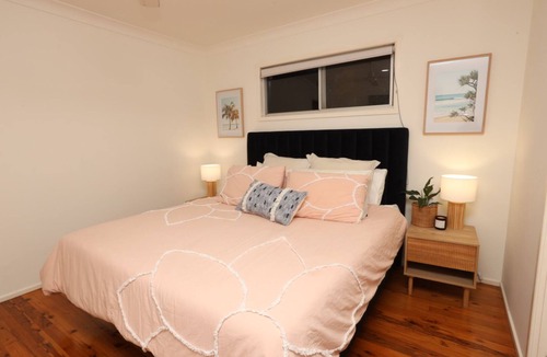 Buderim House | Beautiful big home with a pool