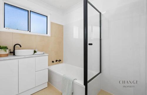 Berkeley Vale House | Beautiful Lakeview Retreat, Private Upper Level