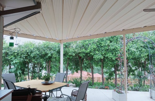 Collingwood Park Villa | Bed&Breakfast, stay at Silvia’s home, all comforts included, no kitchen access