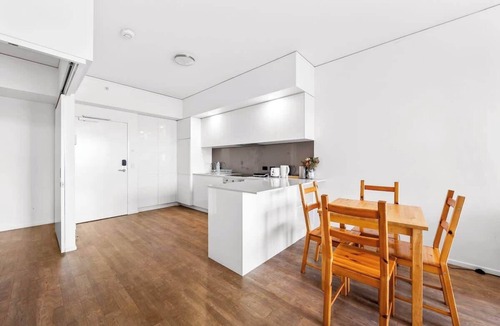 Bowen Hills Apartment | Belise - Executive 2BR Elegance plus parking & pool