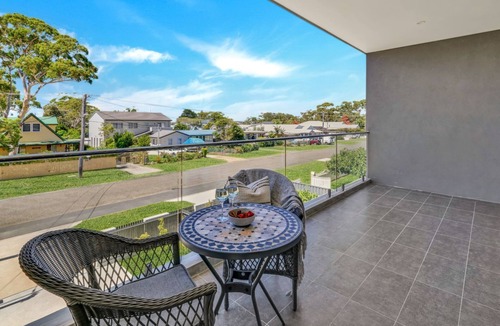 Callala Beach House | Bella Callala – steps away from the white sands of beautiful Callala Beach