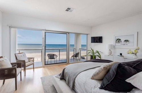 Henley Beach South House | Belle Escapes - Villa Luxe on Henley