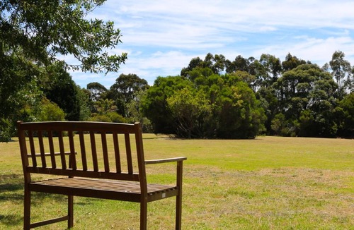Bellbrae Apartment | Bells Beach Cottages