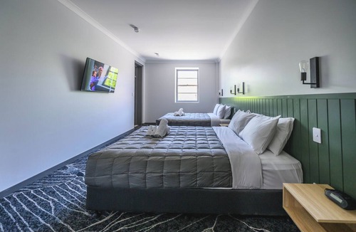 Maitland Hotel | Belmore Hotel