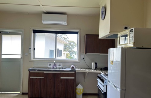 Bemm River Cabin | Bemm River Bungalows #4 – A spacious two bedroom self-contained bungalow