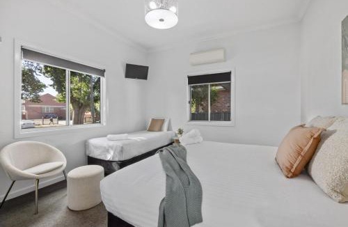 Bendigo House | Bendigo Signature Accommodation on Chapel