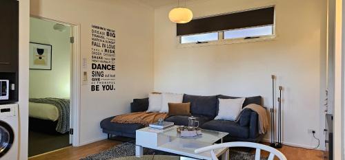 Bendigo Apartment | Bendigo Skyline-LUXURY CBD Apartment with lock up Garage