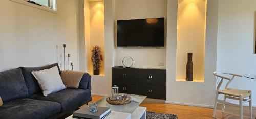 Bendigo Apartment | Bendigo Skyline-LUXURY CBD Apartment with lock up Garage