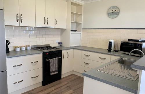 Emu Bay House | Berds Nest