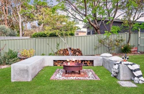 Vincentia House | 'Bethany Beach House' - Stunning Jervis Bay Views