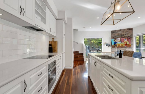 Bright House | Beyond Bliss - Guesthouse 1