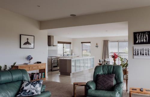 Bicheno House | Bicheno Gardens