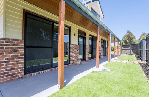 Wonthaggi Apartment | Bienvenida Apartments- (2) Diamonds