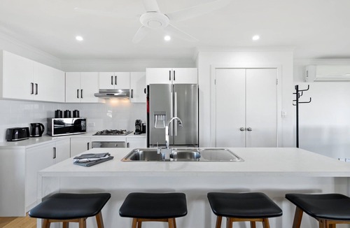 Seymour House | Big Blue Tailem Bend