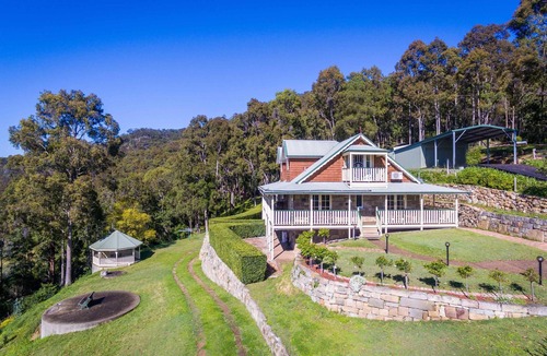 Mount View House | Bimbadeen Mountain Retreat - Mountainside retreat with panoramic views