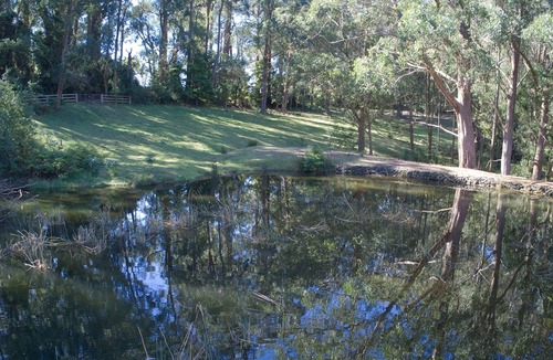 Wildes Meadow Cottage | Binnowee Cottage at Foxton Park | Tennis Court