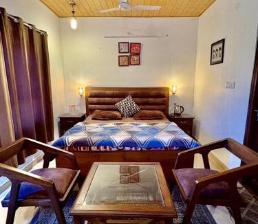 Bhimtal House | Bird Side