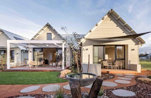 Witchcliffe House | Birdnest Galah