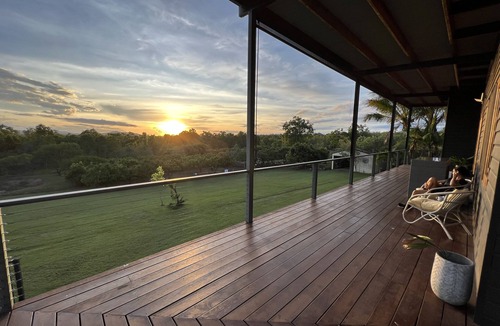 Mareeba Cottage | Birds Heaven Mareeba ‘Eucalyptus Guest House’ by Emerald Falls