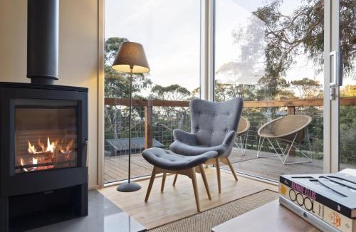 McCrae Apartment | Birdsong