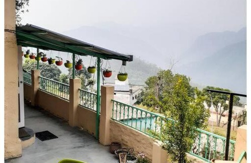 Dehradun House | Birdsong Cottage by Windsong Homes