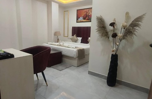Patna Hotel | Bisaka Hotel