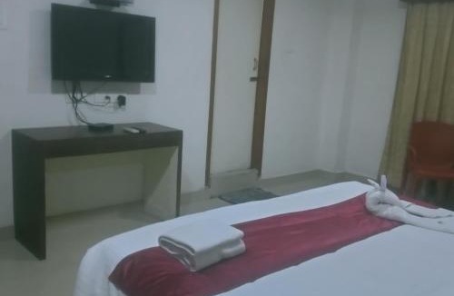 T Nagar House | Bkm guest room