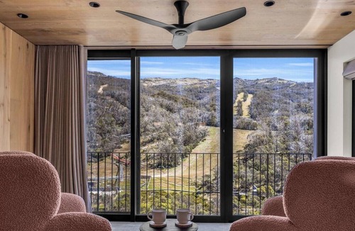 Thredbo Ski Chalet | Black Bear 502 - Central Village
