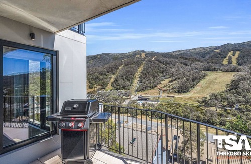 Thredbo Ski Chalet | Black Bear 502 - Central Village
