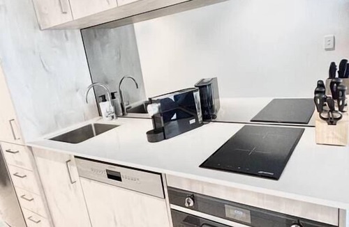 Kingston Apartment | Black Diamond by ParberyProperty