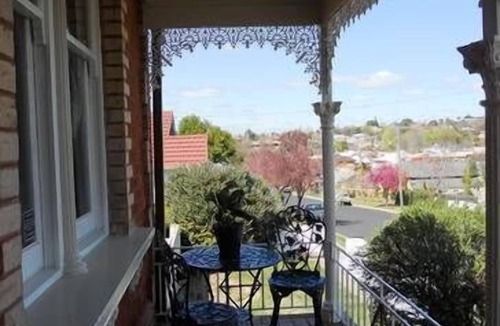 Bathurst House | Blandford Cottage - located at Bathurst