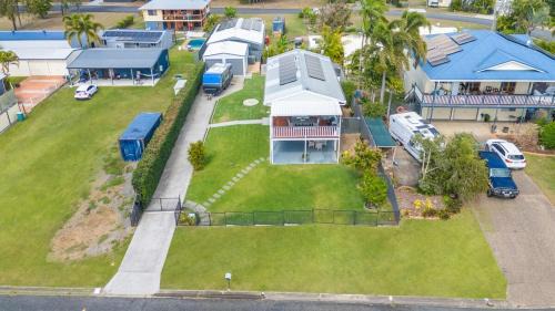 Haliday Bay House | Bliss on Blue Beach