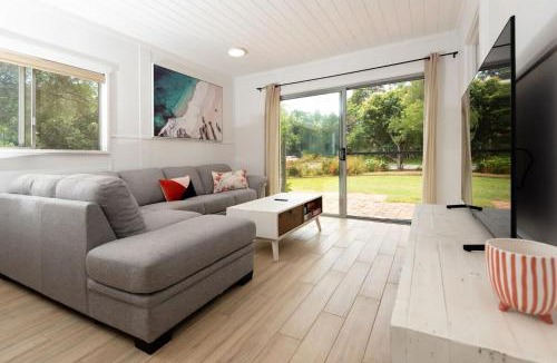 Broulee Apartment | Blissful Beachfront Apartment Broulee