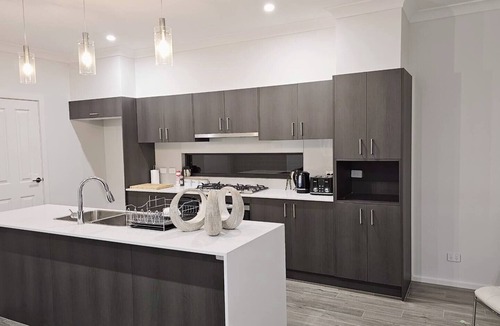 Marsden Park House | Blissful Modern 5 BR Lux Style Family House