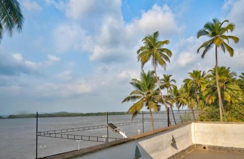 Ribandar Hotel | Blu Missel By The River