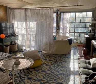 Hazelbrook Apartment | Blue Mountains Water Therapy Stay Accommodation