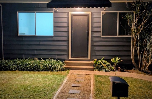 North Haven Cottage | Blue Palms Cottage - close to river, beaches and local cafe's