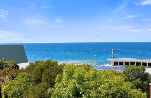 Skenes Creek House | Blue Surf