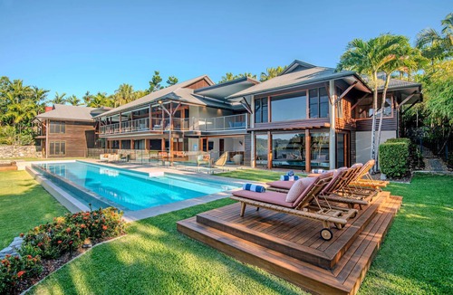 Hamilton Island House | Bluestone, Bluestone on Hamilton Island