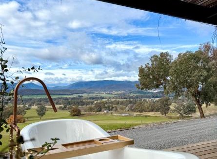 Whitfield Bed & Breakfast | Bluestone Ridge