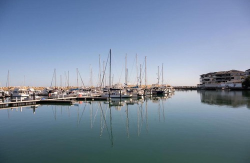 Mindarie Apartment | Boardwalk Bliss - Explore the Lively Mindarie Marina