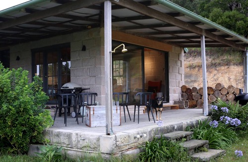 Mayers Flat House | Bodi Farm, Seal Rocks area