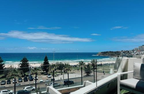 Bondi Beach Apartment | Bondi Beach Waves 2 Beachfront Apartment