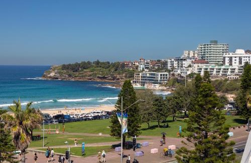 Bondi Beach Apartment | Bondi Beach Waves 2 Beachfront Apartment