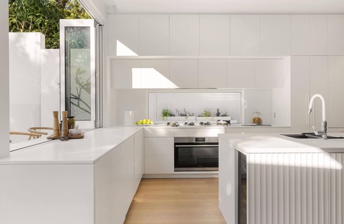 North Bondi House | Bondi Hamptons (IH) - Brand-new 4 bedroom architectural oasis with pool