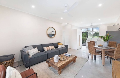 Rapid Creek Apartment | Botanica Aguila Chic Nightcliff Balcony Pad