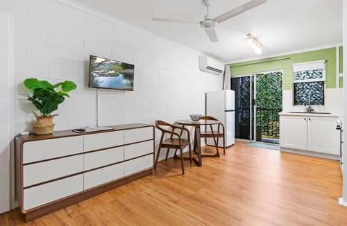 Edge Hill Apartment | Botanica Studio Edge Hill