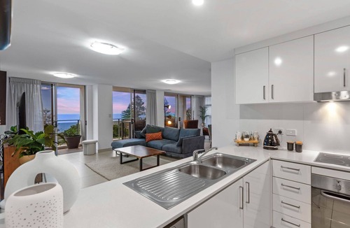 Scarborough Apartment | Botanical Waterfront 2 Bedroom