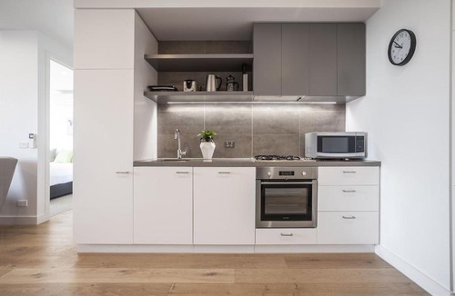 Hampton Apartment | Boutique Stays - Hampton Hub